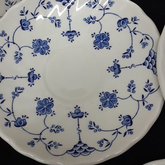 Churchill FINLANDIA (SWIRL RIM ENGLAND)11 Pc. Saucer 3" Set. - Picture 7 of 9